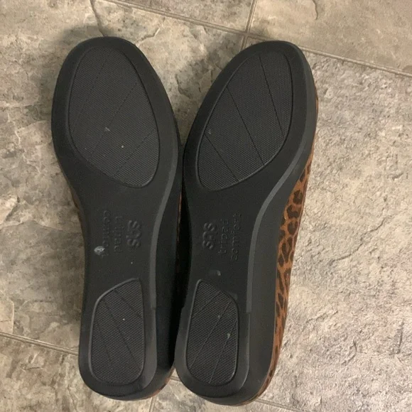SAS Bliss Slip On Wedge Tan Leopard Size 10.5 W - Picture 7 of 7